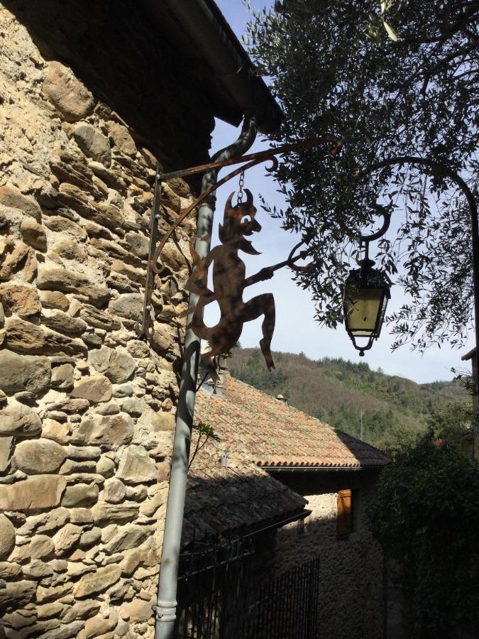 Le Diable Par La Queue Villa Olargues Exterior foto